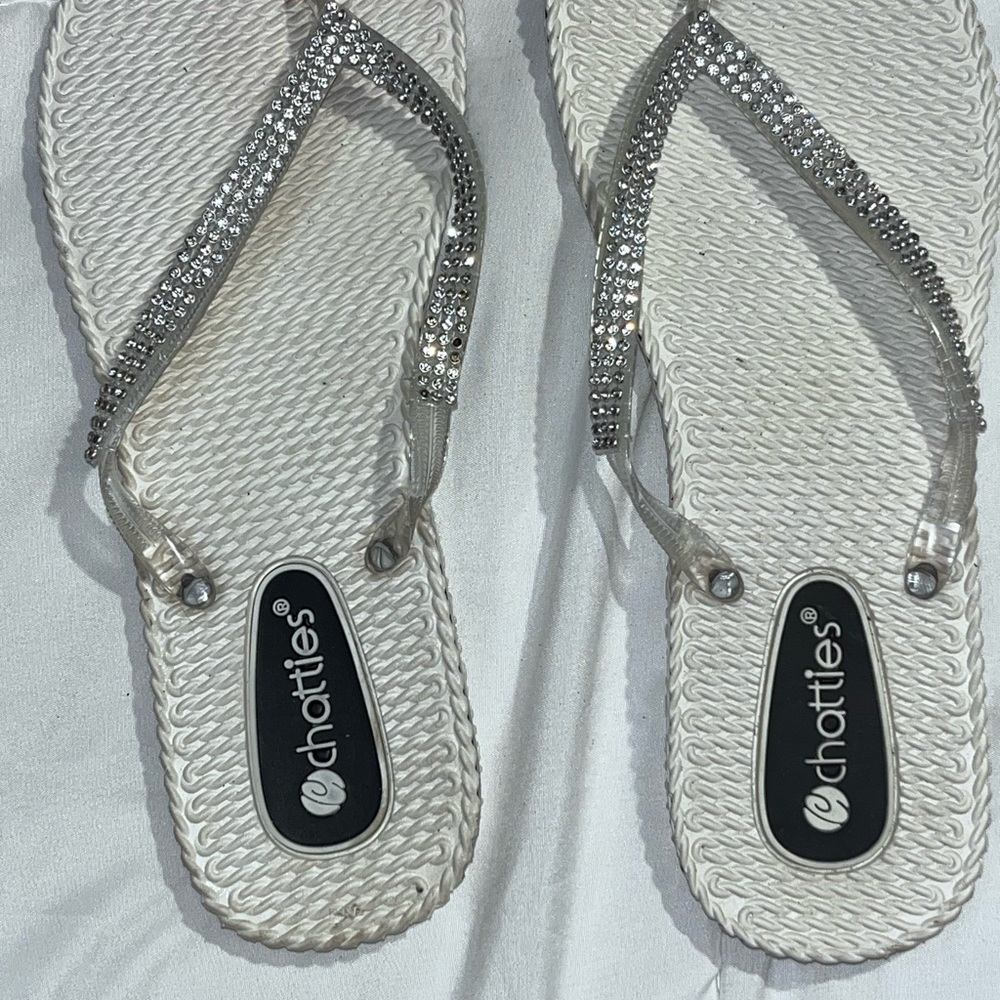 Chatties Women's Cream Sandals with Silver Straps
